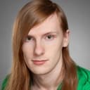 Robyn Adams als Sunset Shaye