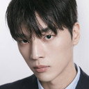 이정훈 als Joo-woon's gang member