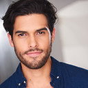 Isaac Gonzalez Rossi als Looper (voice / uncredited)