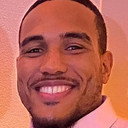 Isaiah Wise als Self