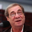 Hossein Mohebahari als School Headmaster