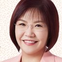 麥玲玲 als Auntie Fa