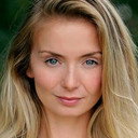 Sophie Melville als Thea Driscoll