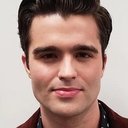 Spencer Boldman als French Samuels