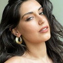 Ceren Güzin Sönmez als Ayça