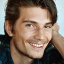 Chris Veres als Eddie