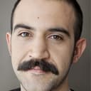 S. Emrah Özdemir als Blind Beggar