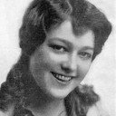 Gertrude Selby als Bride