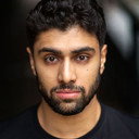 Azan Ahmed als Eddie Suleman