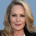 Beverly D'Angelo als Stella Winston