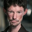 Darren Kent als Emaciated Peasant (uncredited)