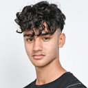 Kaizer Akhtar als Young Tut