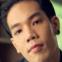 ธัชวิทย์ กุลกระจ่าง als Jom