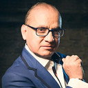 Touker Suleyman als Dragon