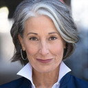 Renée Stork als Older Actress