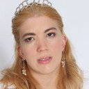 Juliana Pedroza als Juliana Ángel