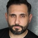 Yassine Mkhichen als Refugee
