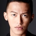 Tosh Zhang als 3WO Alex Ong