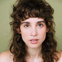 Samantha Westervelt als Gwen