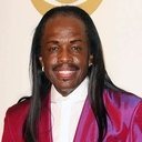 Verdine White als Earth, Wind & Fire