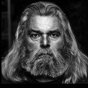 Hickory Taylor als Russian Mobster (uncredited)
