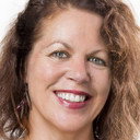 Dana Fredsti als Gatalite Warrior