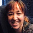 Ester Lucas Jaqueti, Costumer