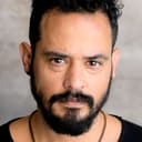 Adrian Quinonez als Octavio