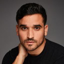 Martín Velásquez als Bar Boy 3