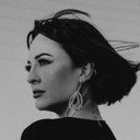 Noor Haddad als Self - Host, Self