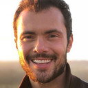 Adriano Toloza als Enf. Ivan Coelho