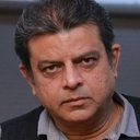 Vinay Varma als Tiger