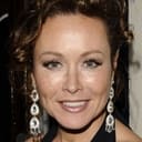 Amanda Mealing als Newsreader