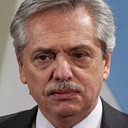 Alberto Fernández als Self