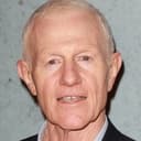 Raymond J. Barry als Garrett (segment "King of the Road")