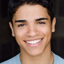 Johnathan Nieves als Mateo Vega