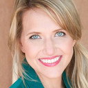 Natasha Charles Parker als Gina