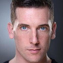 Chris Robinson als Father Cillian