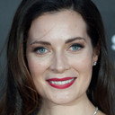 Annie Maynard als Annie Woodham