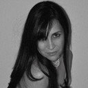 Marie Foti als Press Woman