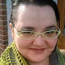 Nassira Nicola als Ali Baxter