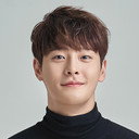 Cha In-Ha als Kim Ha-Sung