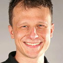 Alexandre Rossi als Self - Host