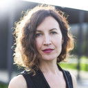 Aria Alpert Adjani als Kate Bowdry