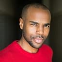 Johnny Ramey als Tommy