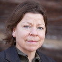 Karla Trippel als Hotel Cashier