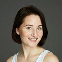 Anna Victoria Eriksson als Police officer