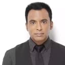 Jon Secada als Sheriff Cooper