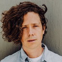 Nicholas Fackler als Kevin Porter
