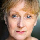 Eithne Browne als Old Socialite